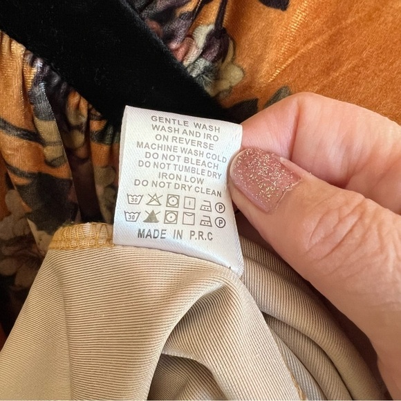 70s Boho Vibes Velour Bell Sleeve Floral Dress Size Large - Picture 9 of 9